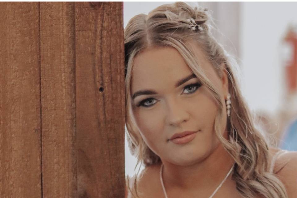 Airbrush wedding makeup Milwau