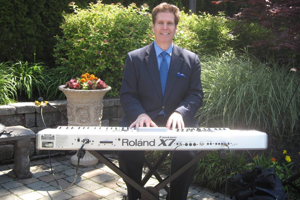 NJ Pianist Arnie Abrams