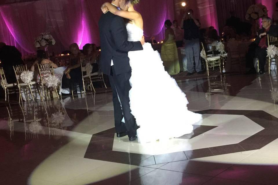 First dance in the spotlight