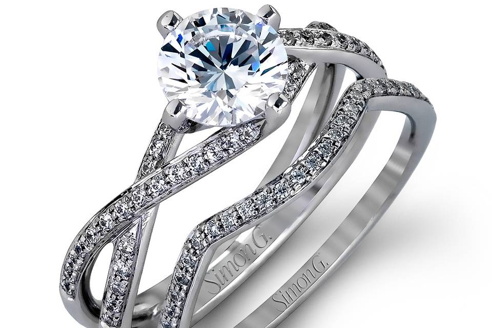 Elegant ring