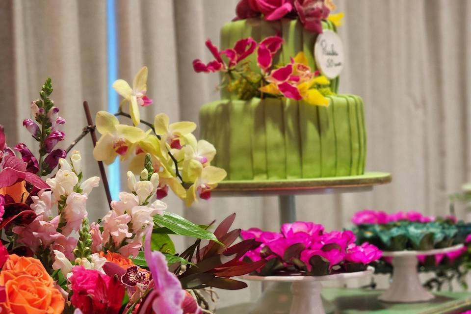 Tropical Sweets Table
