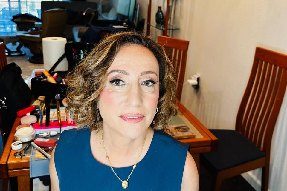 Full glam
