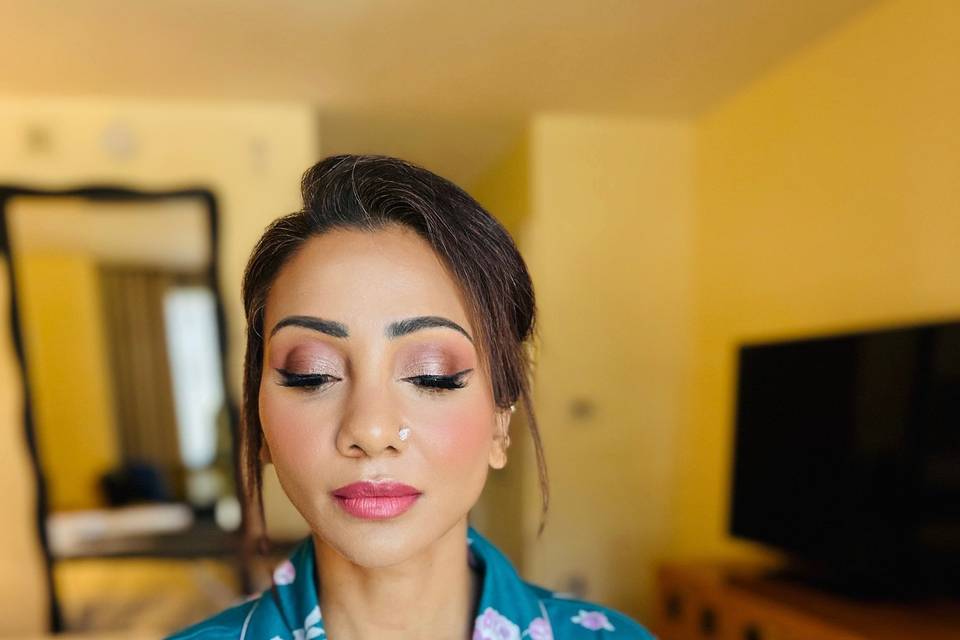 Soft glam
