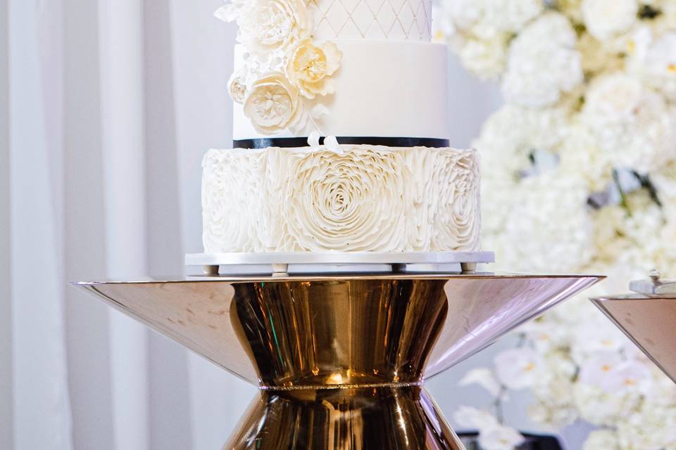 Come Back Eats & Treats, LLC - Wedding Cake - Conyers, GA - WeddingWire