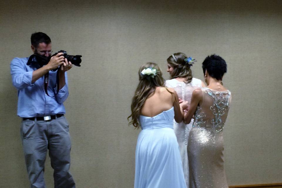 Bride getting ready at the omni grove park inn, asheville, nc