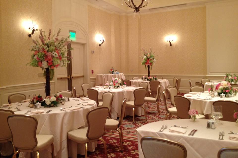 Reception at inn on biltmore estate, asheville, nc. Flowers by two buds and a blossom