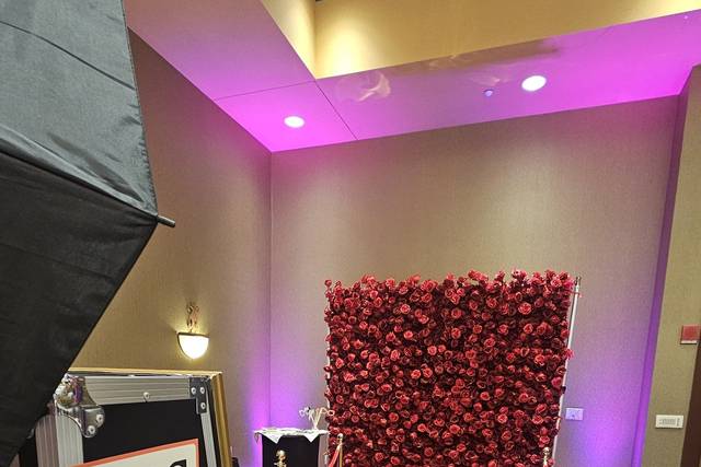 Magic Mirror Photo Booth