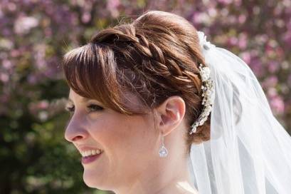 Bridal hair and makeup by Goli