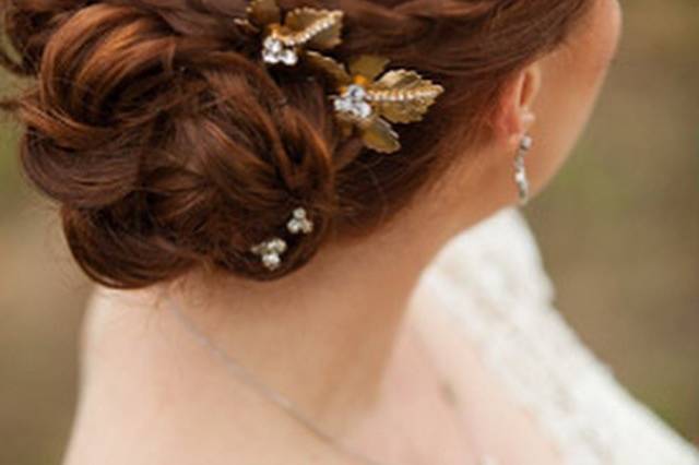 Bridal hair and makeup by Goli