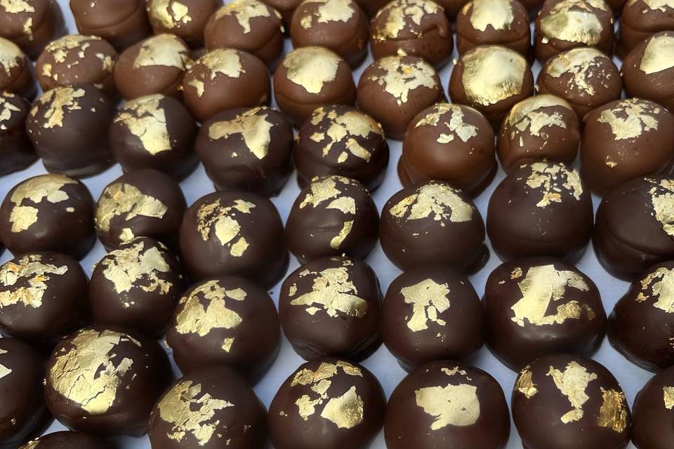 Oreo Truffles - Dessert Table