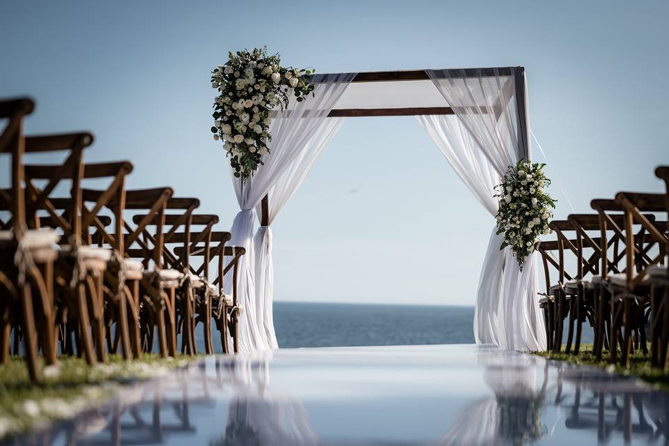 Ceremony arch