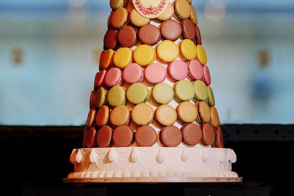 Ladurée wedding cake Paris