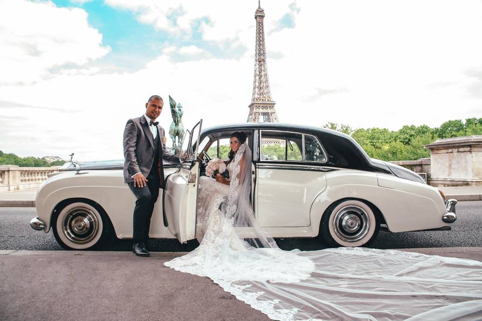 Paris wedding car