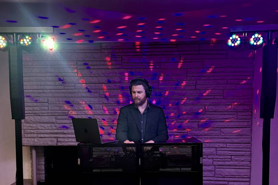 Wedding DJ