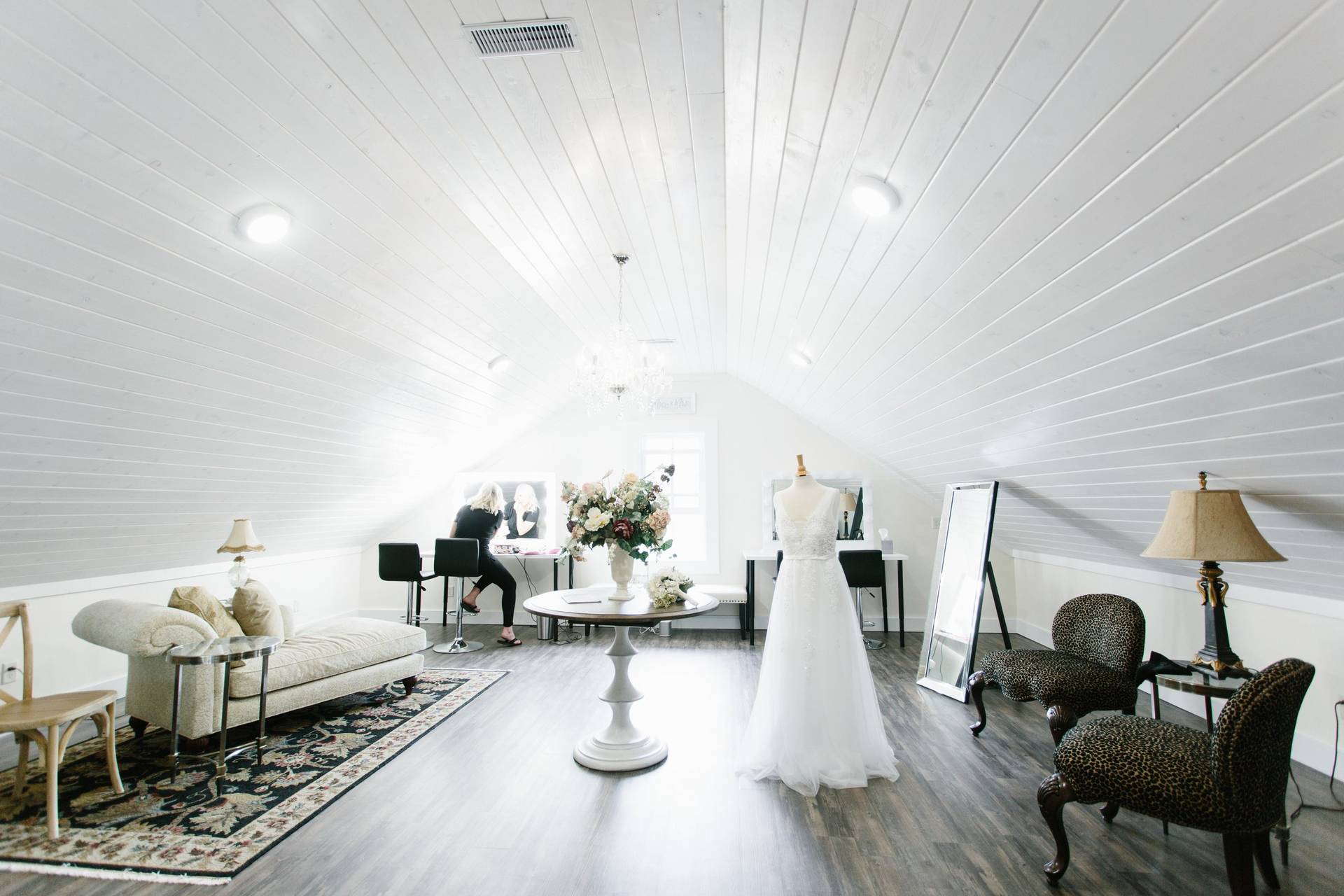 Round Barn Farm Event Center - Barn & Farm Weddings - Red Wing, MN ...