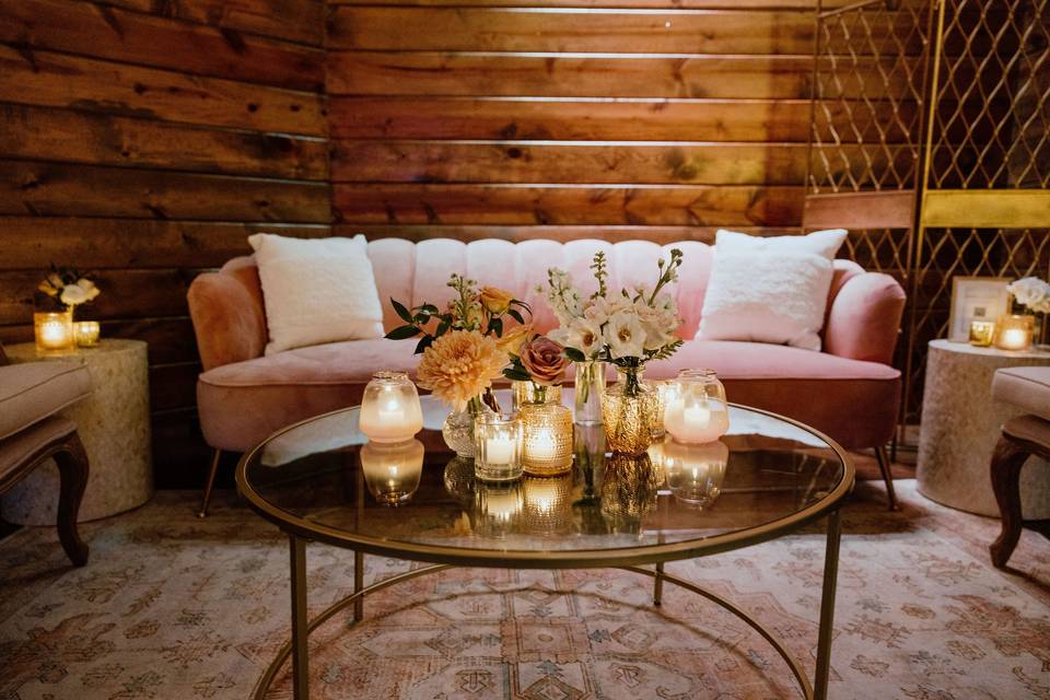 Romantic lounge furniture