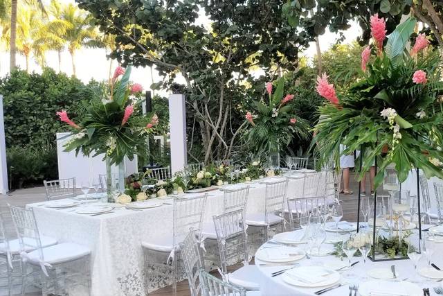 Reception decor
