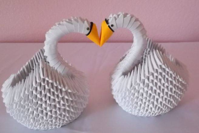 Wedding love swan