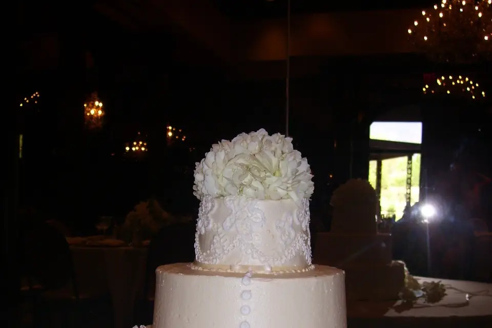 Jocelyn's Wedding Cakes and More.: December 2010