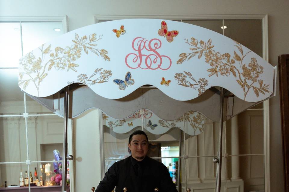 2025-06-19-ballroom-wedding-gelato-cannoli-01.jpg