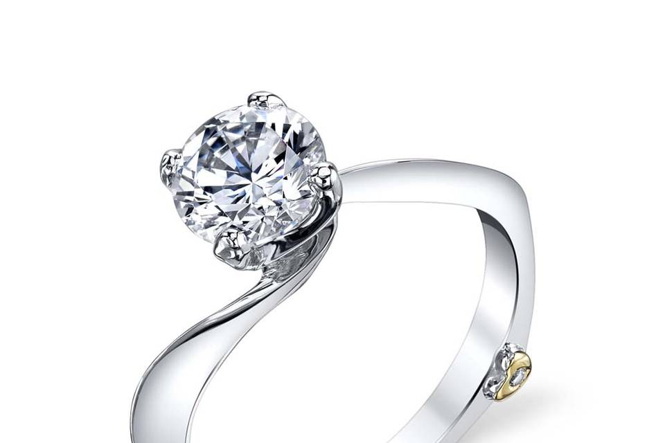 Luna engagement ring