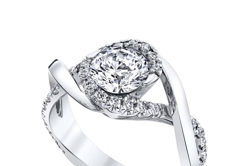 Scintillate engagement ring