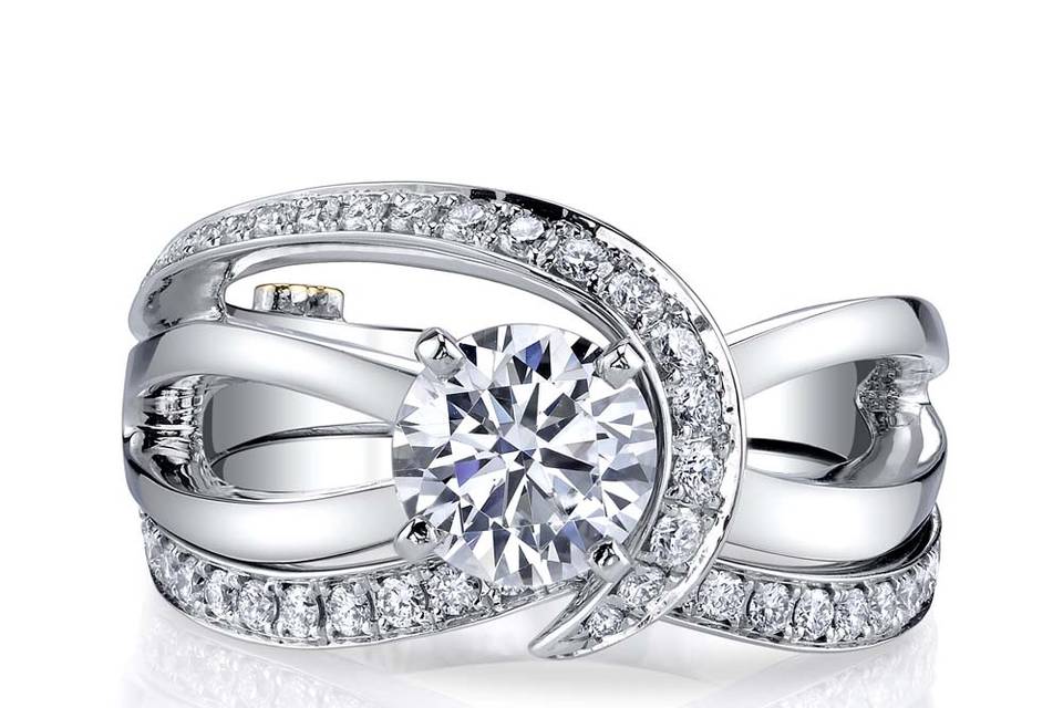 Tranquil engagement ring &band