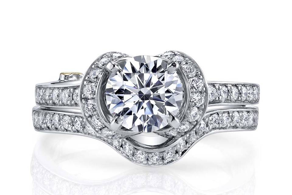 Yearn engagement ring & band