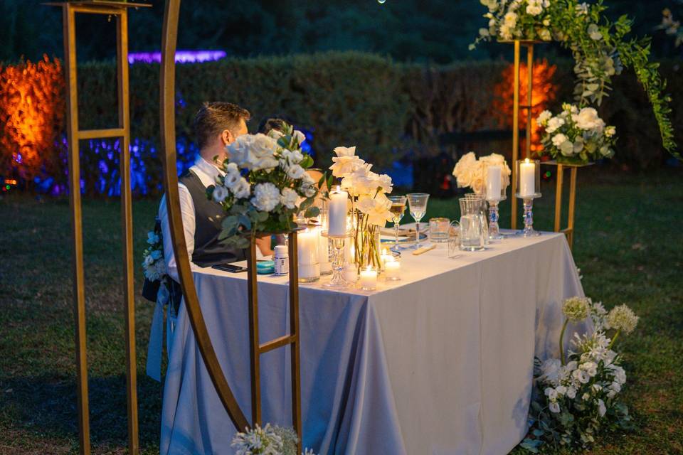 Head table