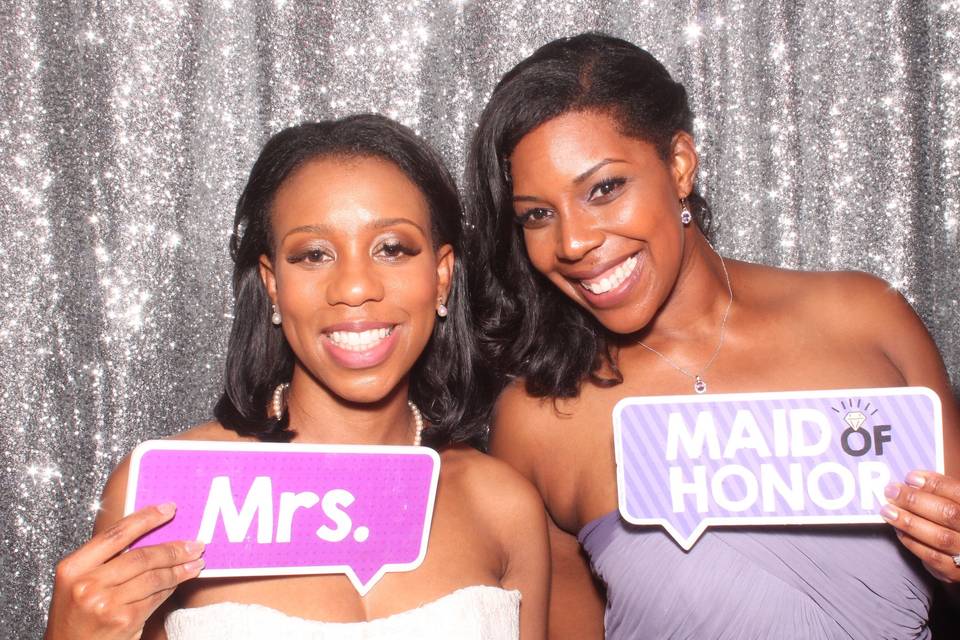 The bride and the maid of honor