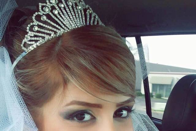 Aryana Salon