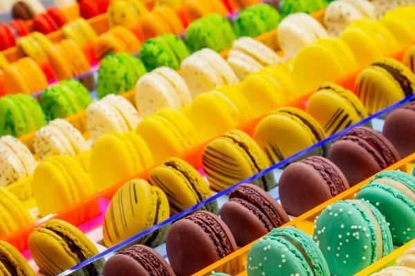 Macarons rainbow