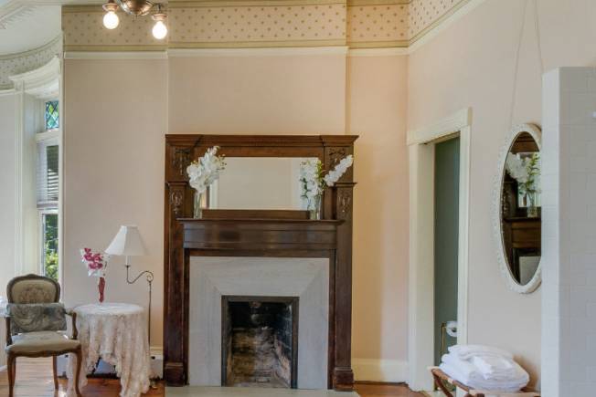 Lumber Baron Inn & Gardens