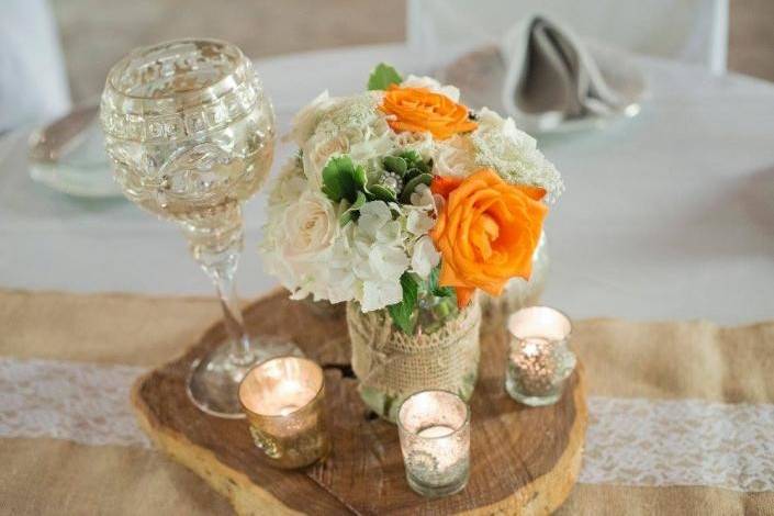 Table floral and candle centerpiece
