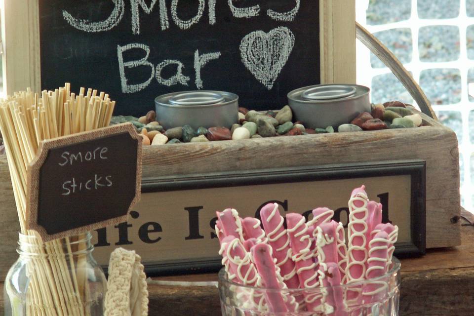 The s'mores bar at Holiday Hill