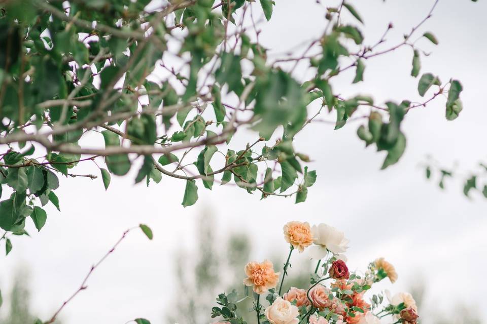 Romantic Arch flowers