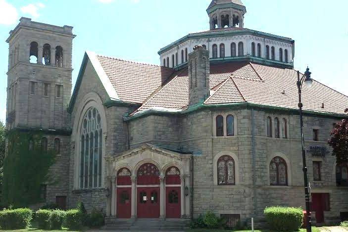 Exterior view of The Karpeles Manuscript Library Museums