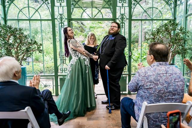 Funny moment during ceremony