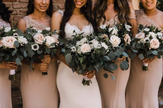 Blush Bouquets Boho at Bella