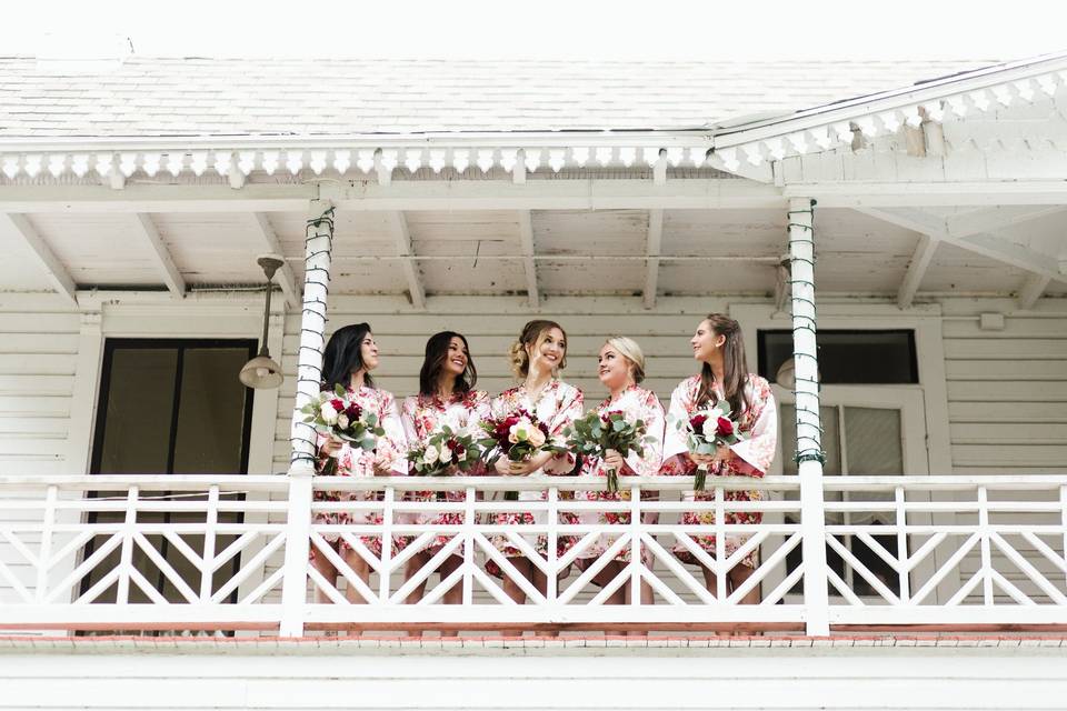 Bridesmaids bouquets