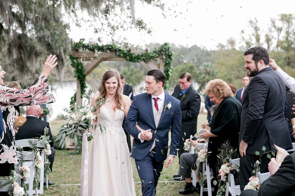 Botanical ceremony arch