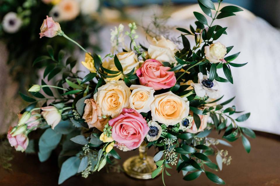 Low yellow rose centerpiece