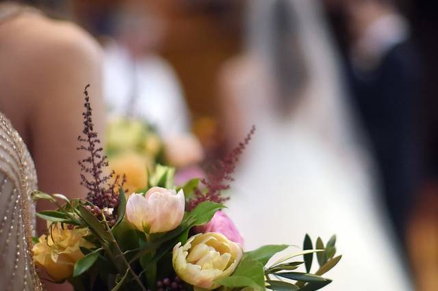 Bride and maids at Yale