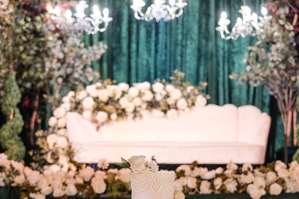 Great Gatsby Art Deco cake