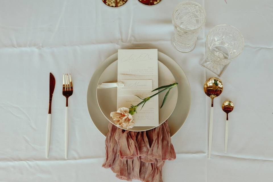 Soft and simple table design