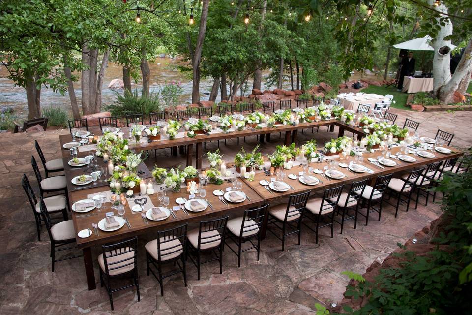 Creekside Farm Table