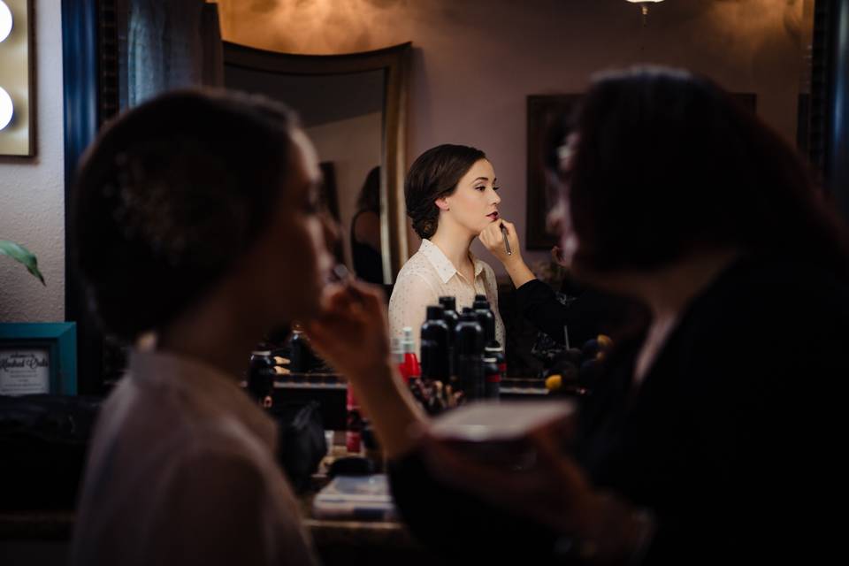 Getting ready - Tiffany Hofeldt Photography