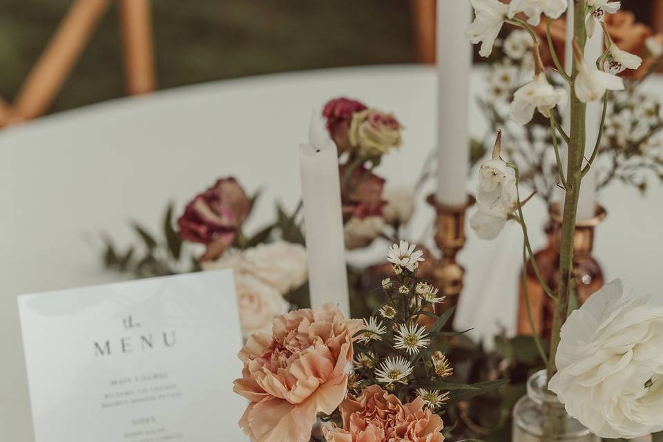 Round Table Bud Vase