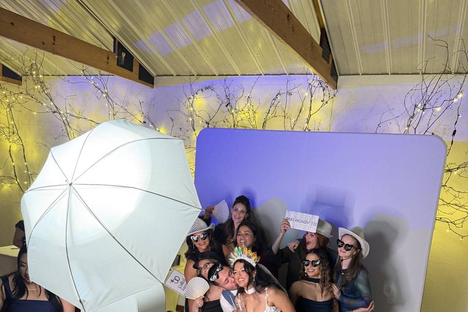 Glam Booth