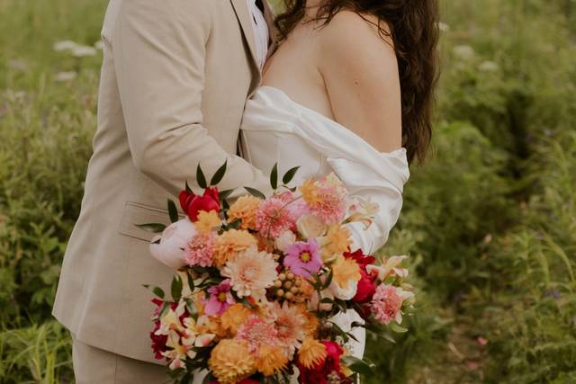 Anchorage AK micro wedding